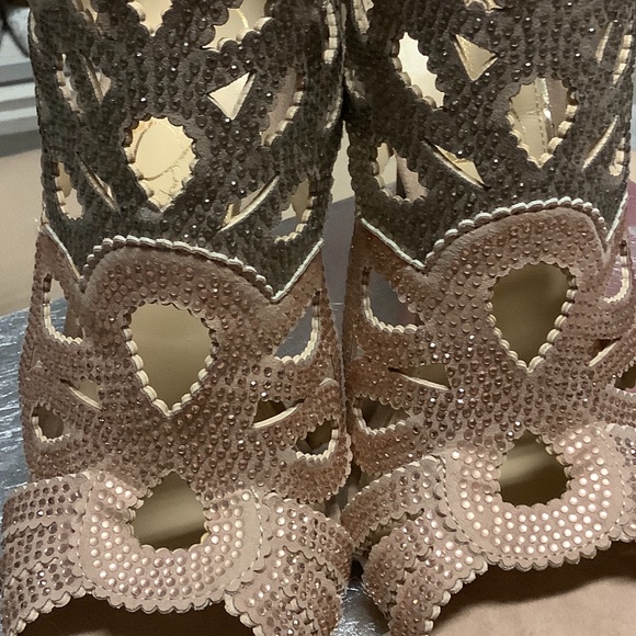 Jessica Simpson New Size 7 Tan Suede stiletto - Picture 3 of 4